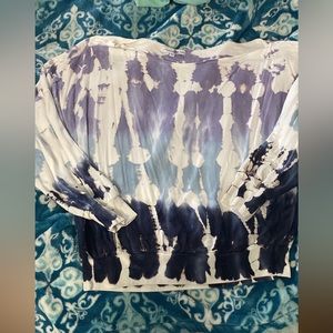 Tie dye light weight sweat shirt